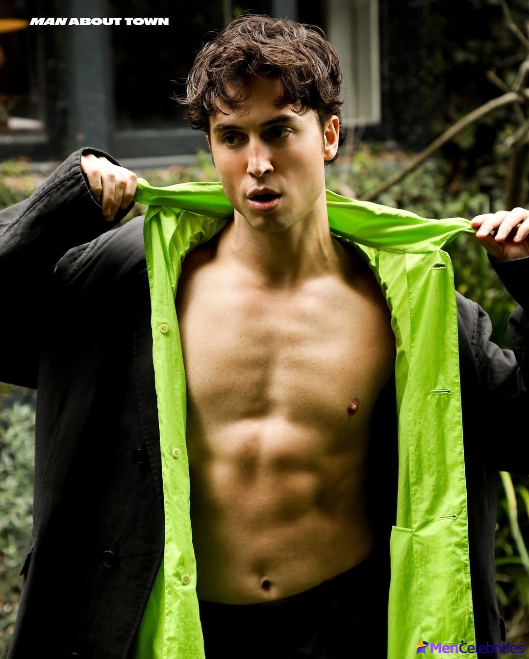 Benito Skinner shirtless