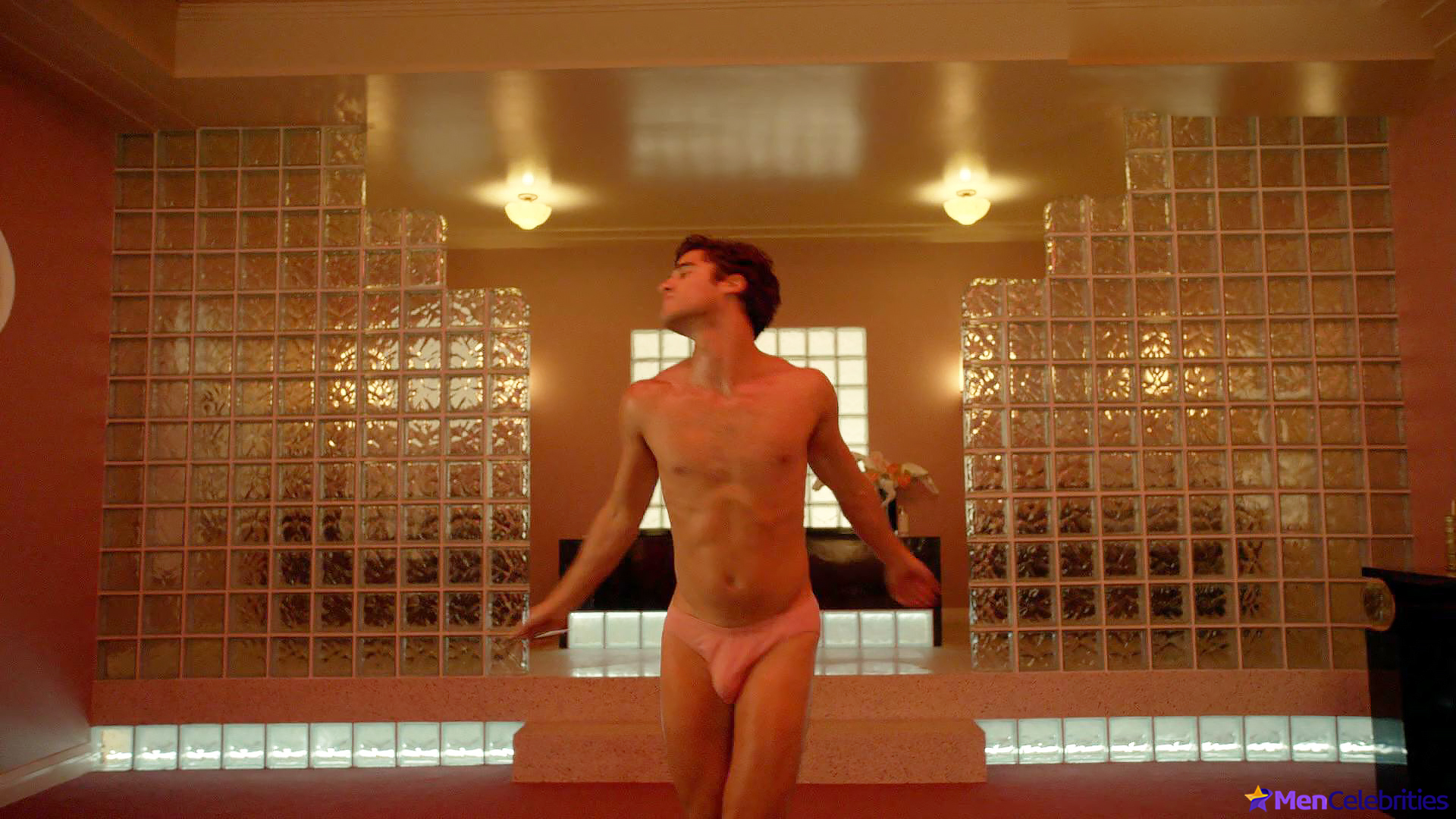 Darren Criss frontal nude