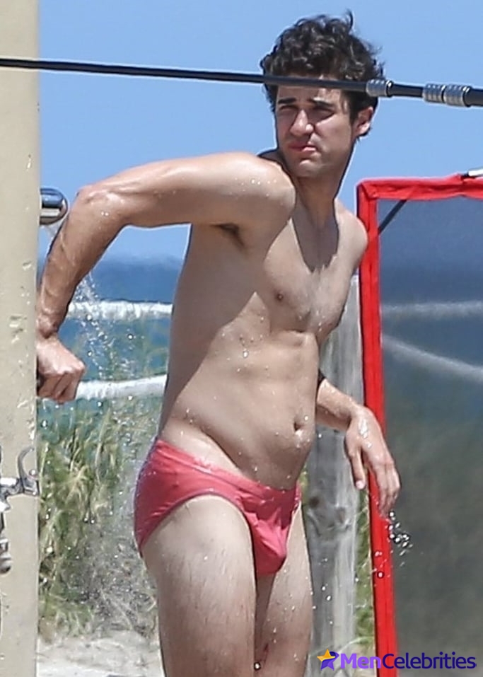 Darren Criss penis bulge