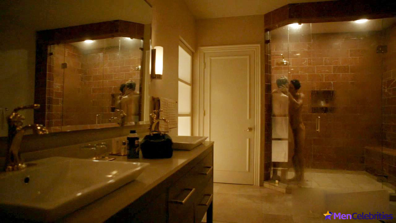 Darren Criss gay sex