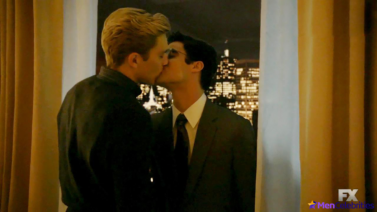 Darren Criss gay porn