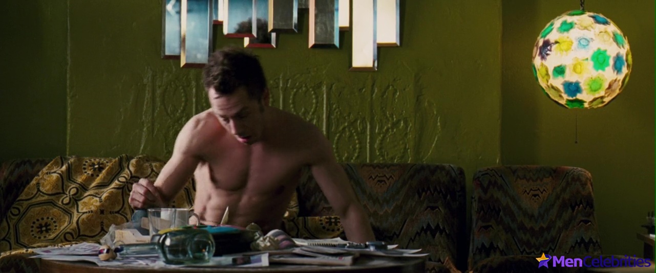 Giovanni Ribisi shirtless