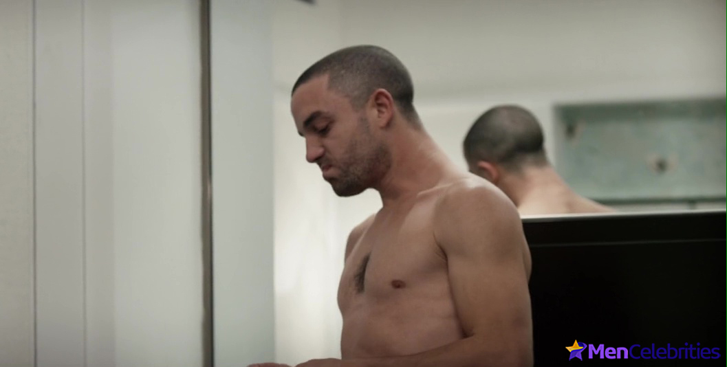 Guillaume Gouix exposed