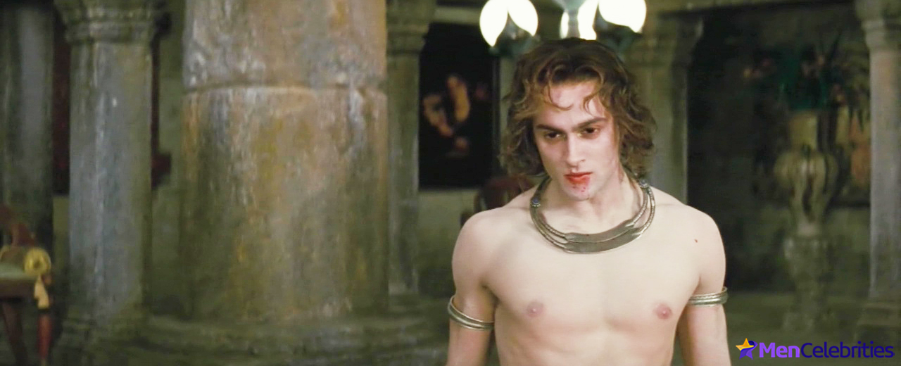 Stuart Townsend naked torso