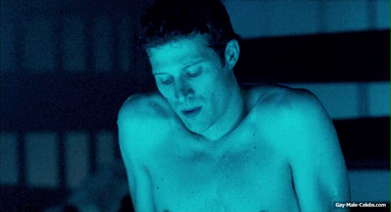 Zach Gilford naked