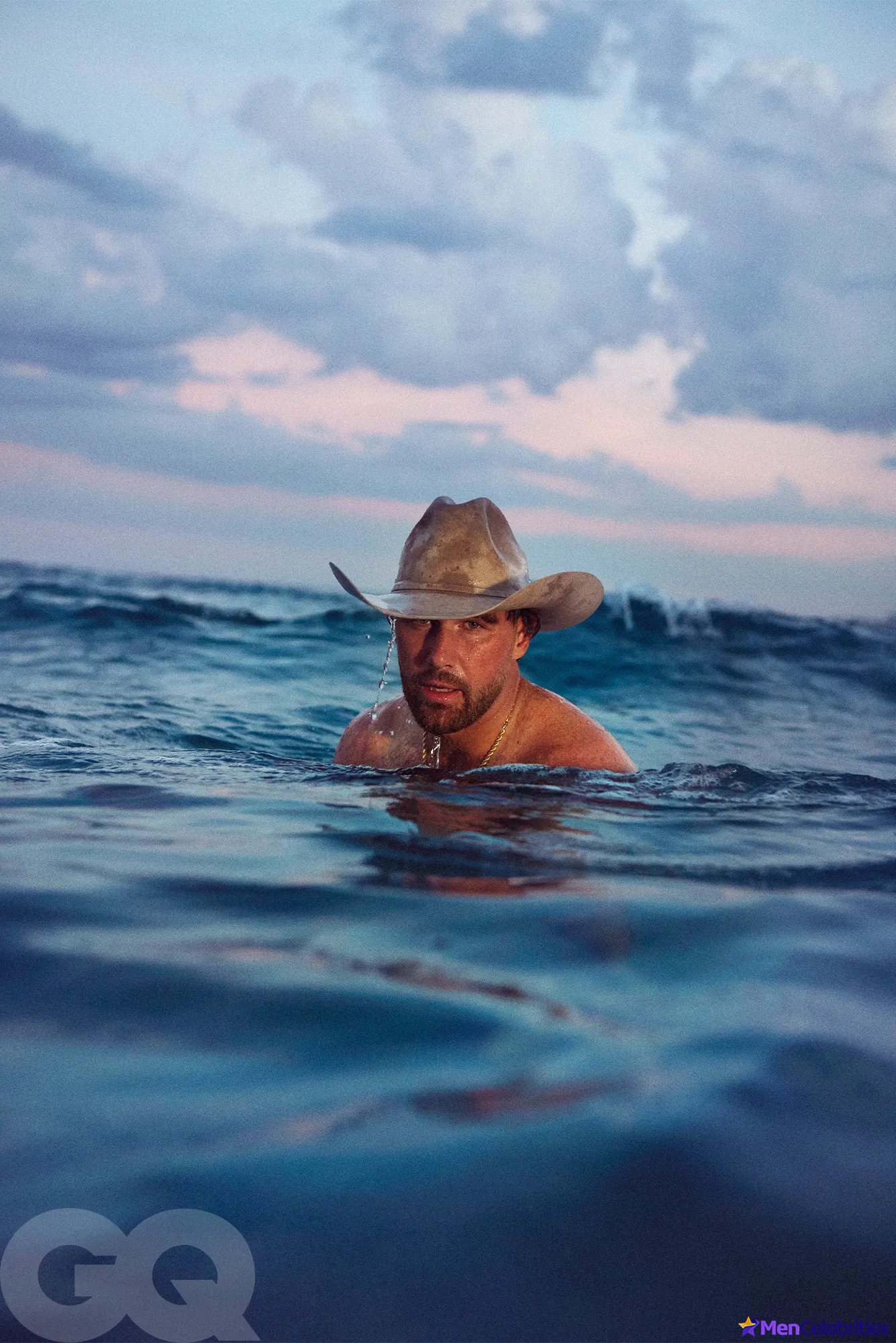 Travis Kelce shirtless