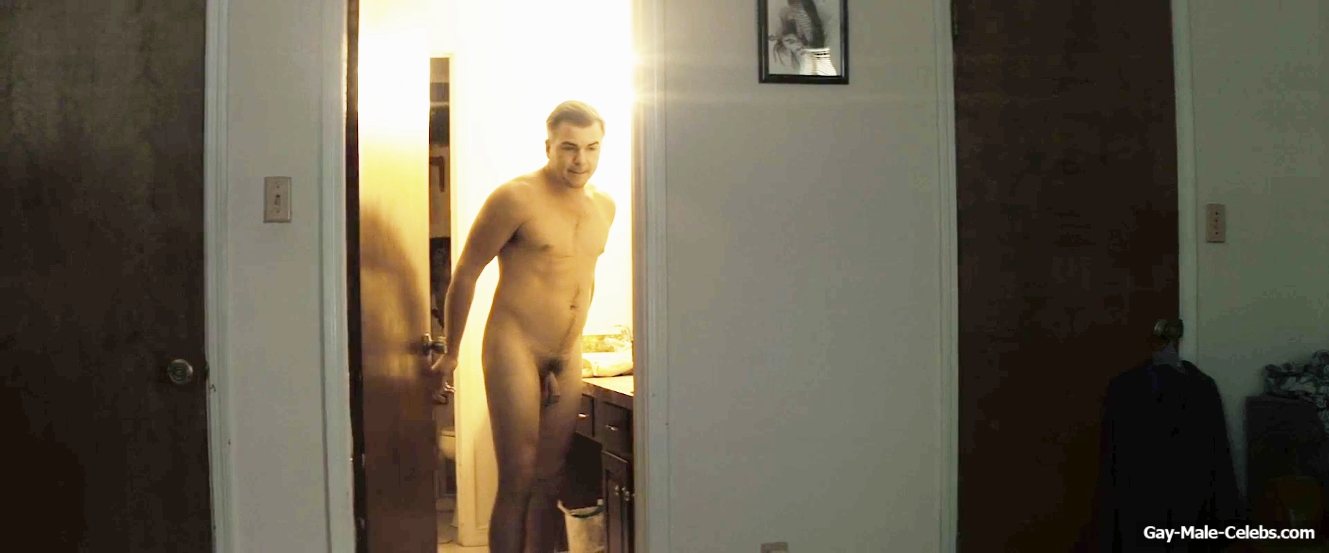 Cullen Moss frontal nude