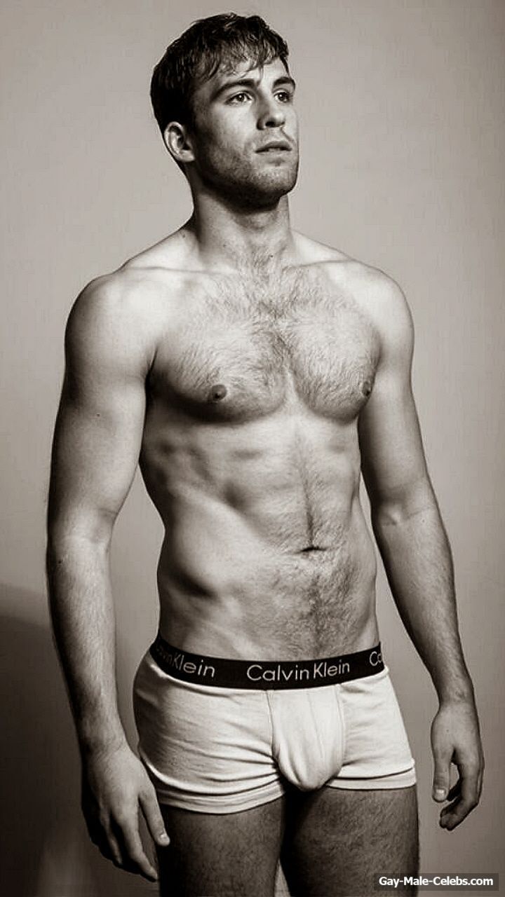 Dino Fetscher penis bulge