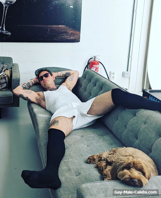 Bob Douwe nsfw