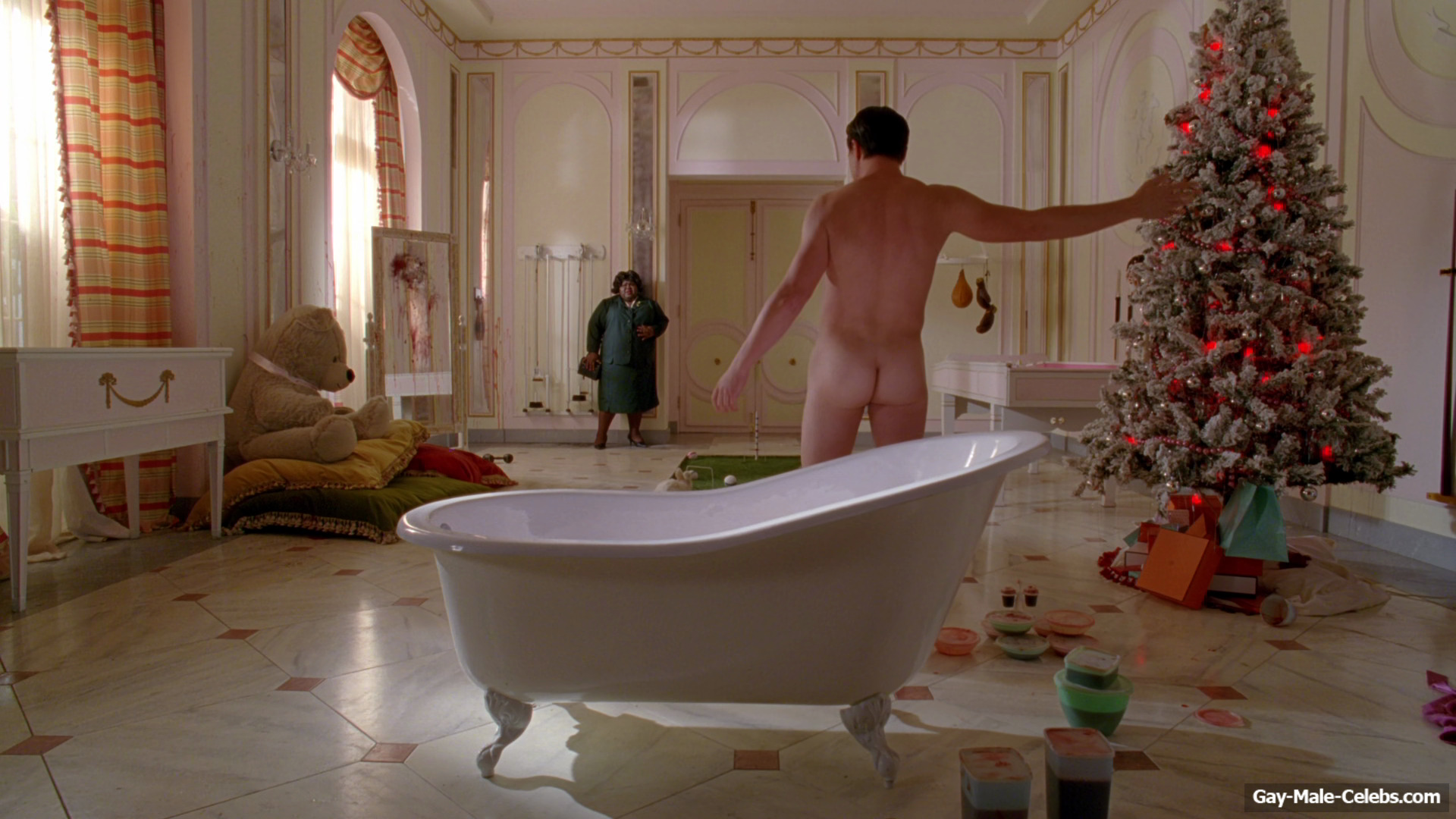 Finn Wittrock nude