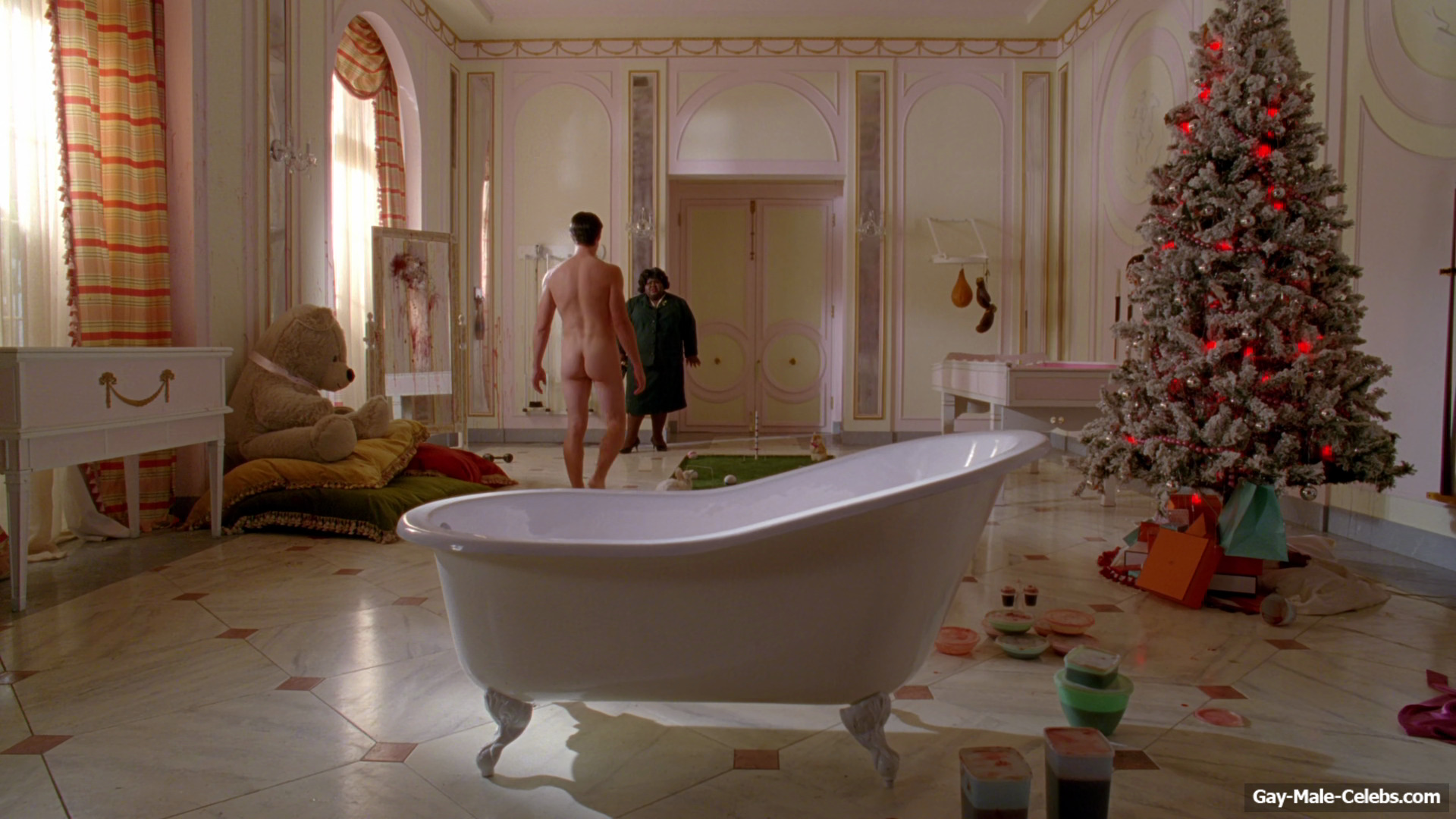 Finn Wittrock frontal nude