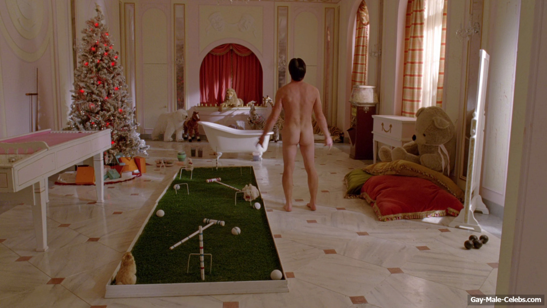 Finn Wittrock nudes