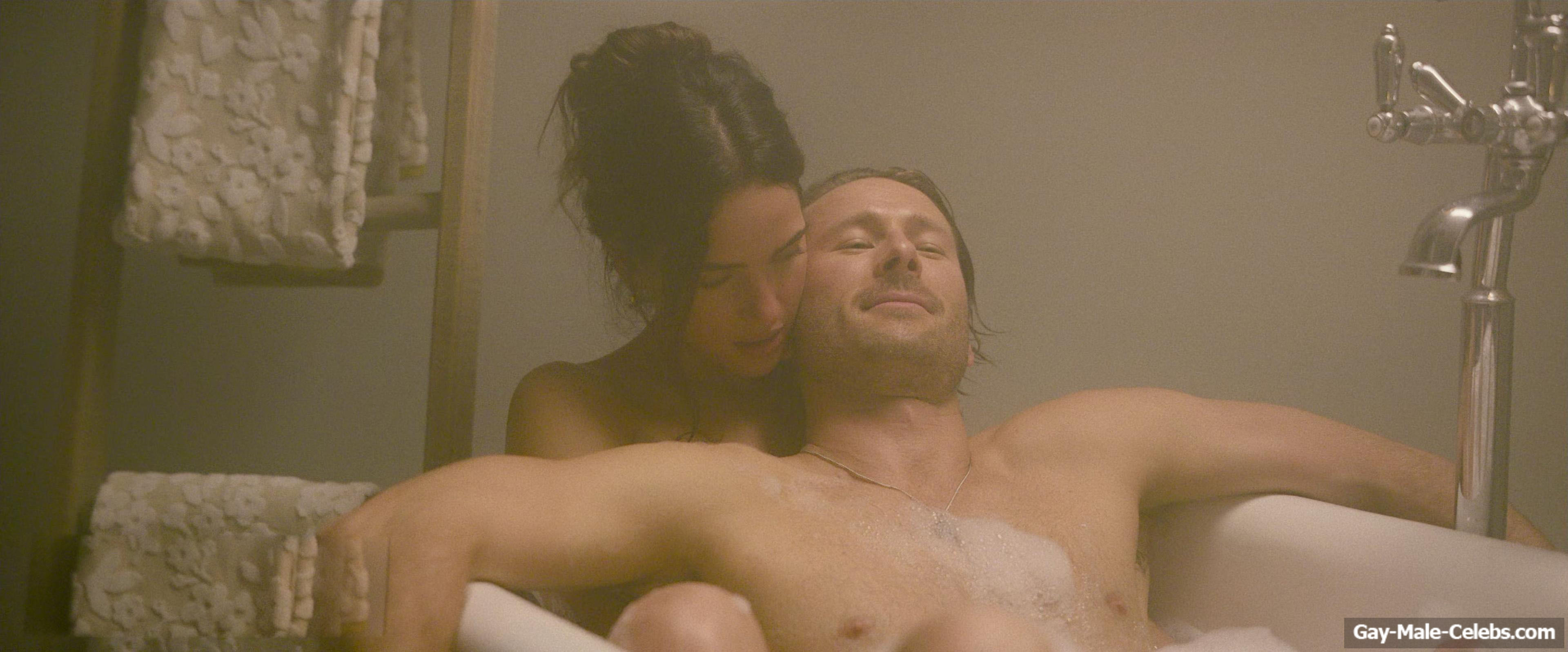 Glen Powell get naked