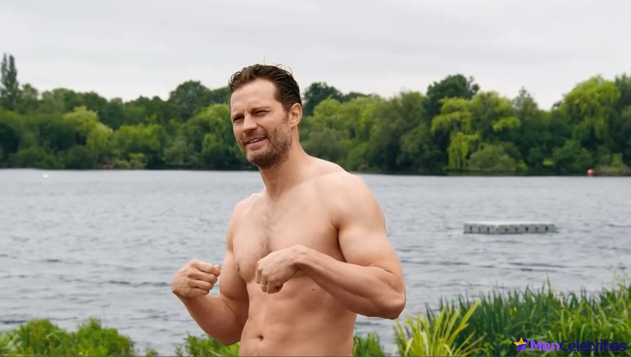 Jamie Dornan nude