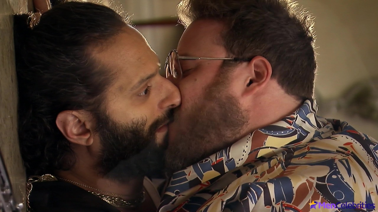 Jason Mantzoukas gay kiss