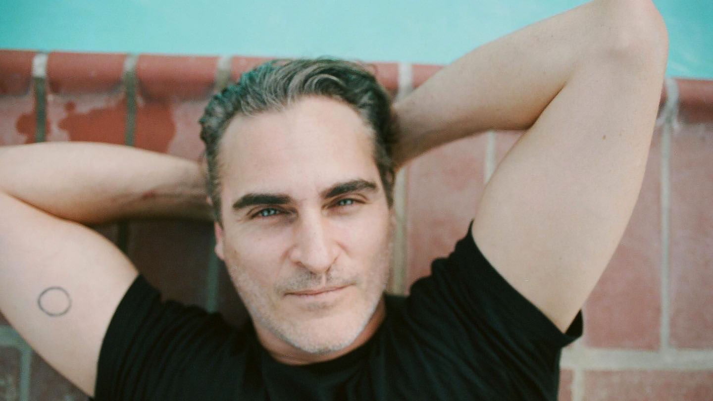 Joaquin Phoenix Nude Penis Photos & NSFW Sex Videos