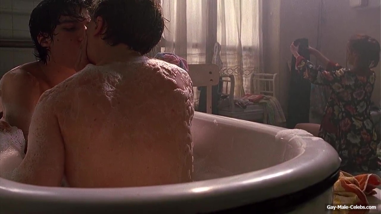 nude gay celebs