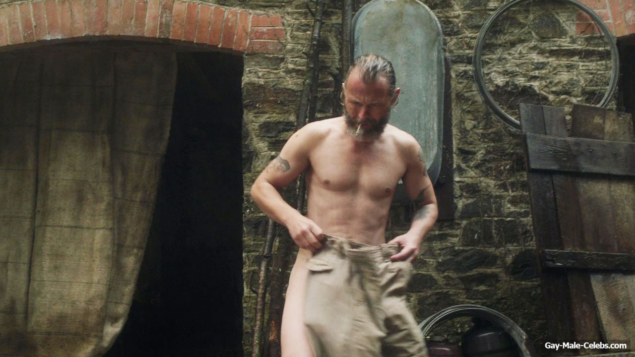 Mark Letheren nudity