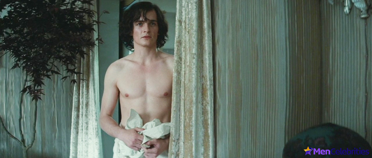 Rupert Friend wxposed