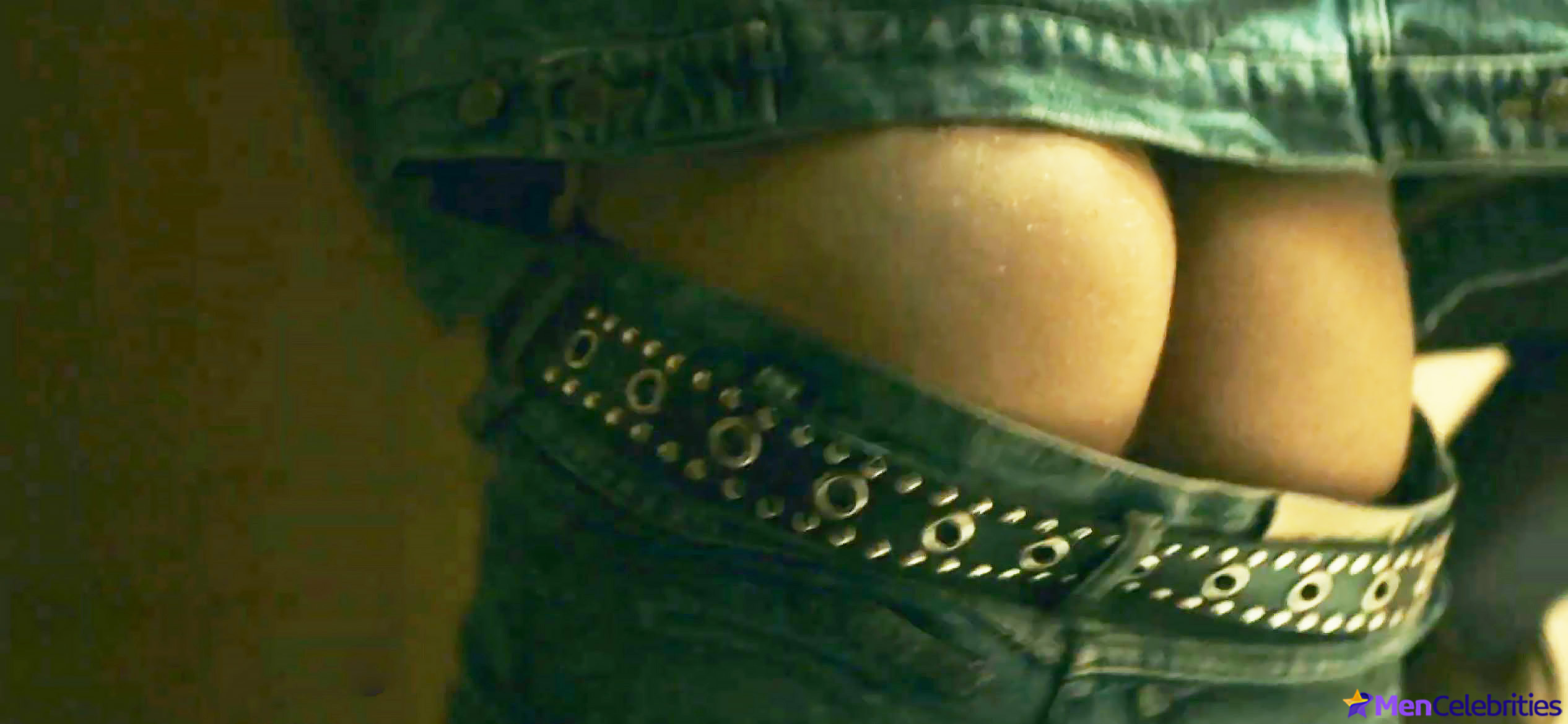 Alex Hogh Andersen nude ass