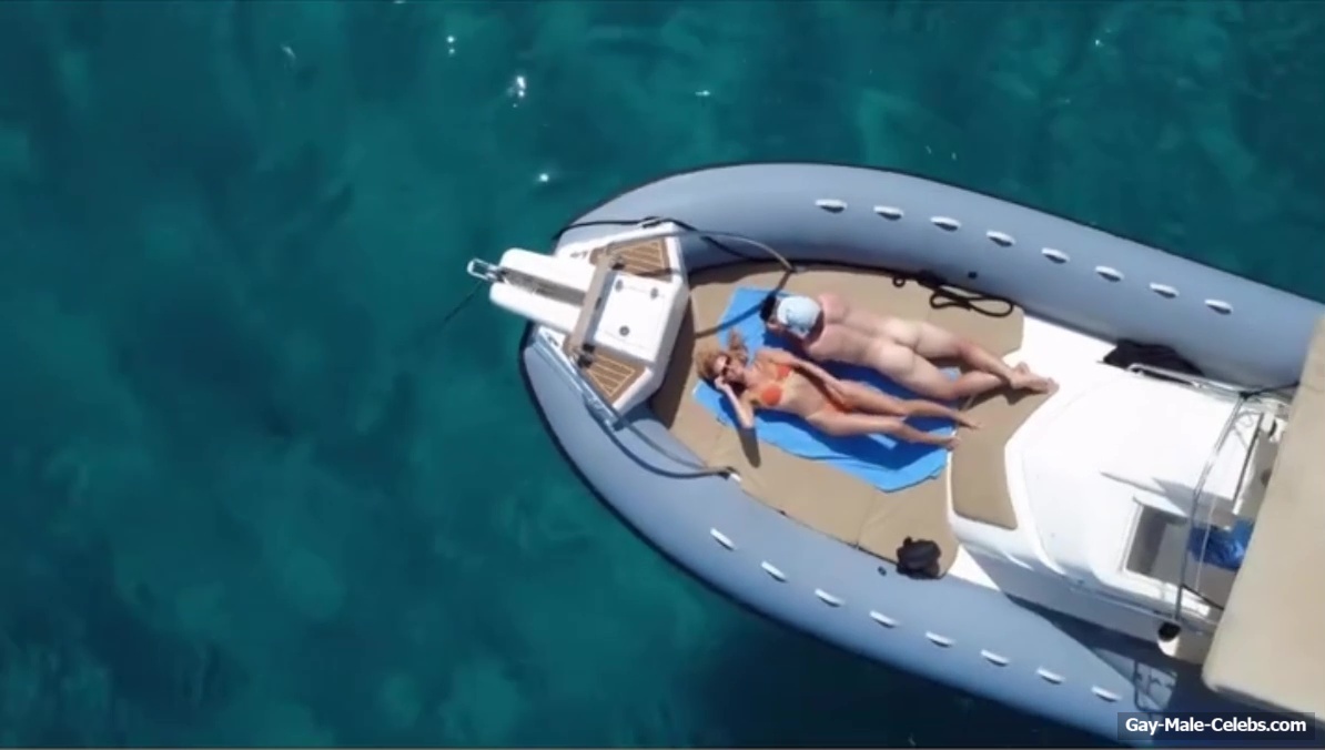 Billy Magnussen exposed