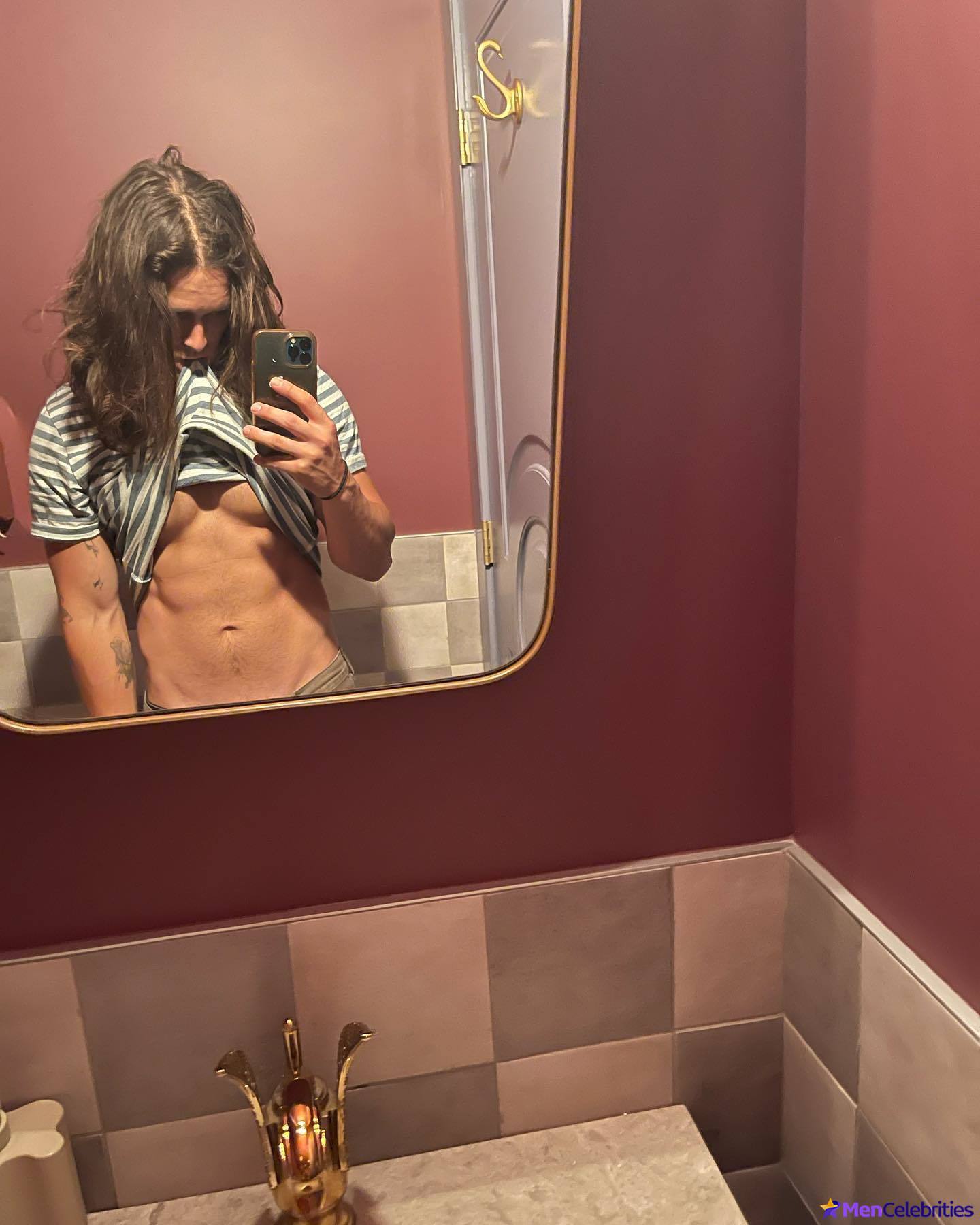 Charlie Gillespie nude collection