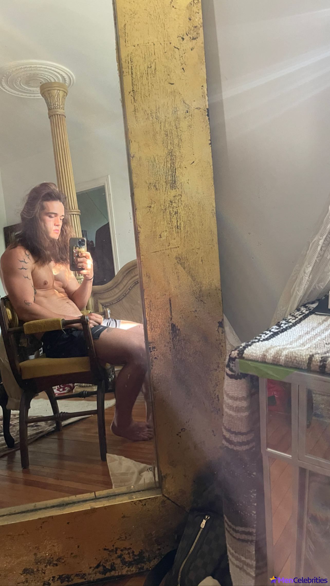 Charlie Gillespie nude collection