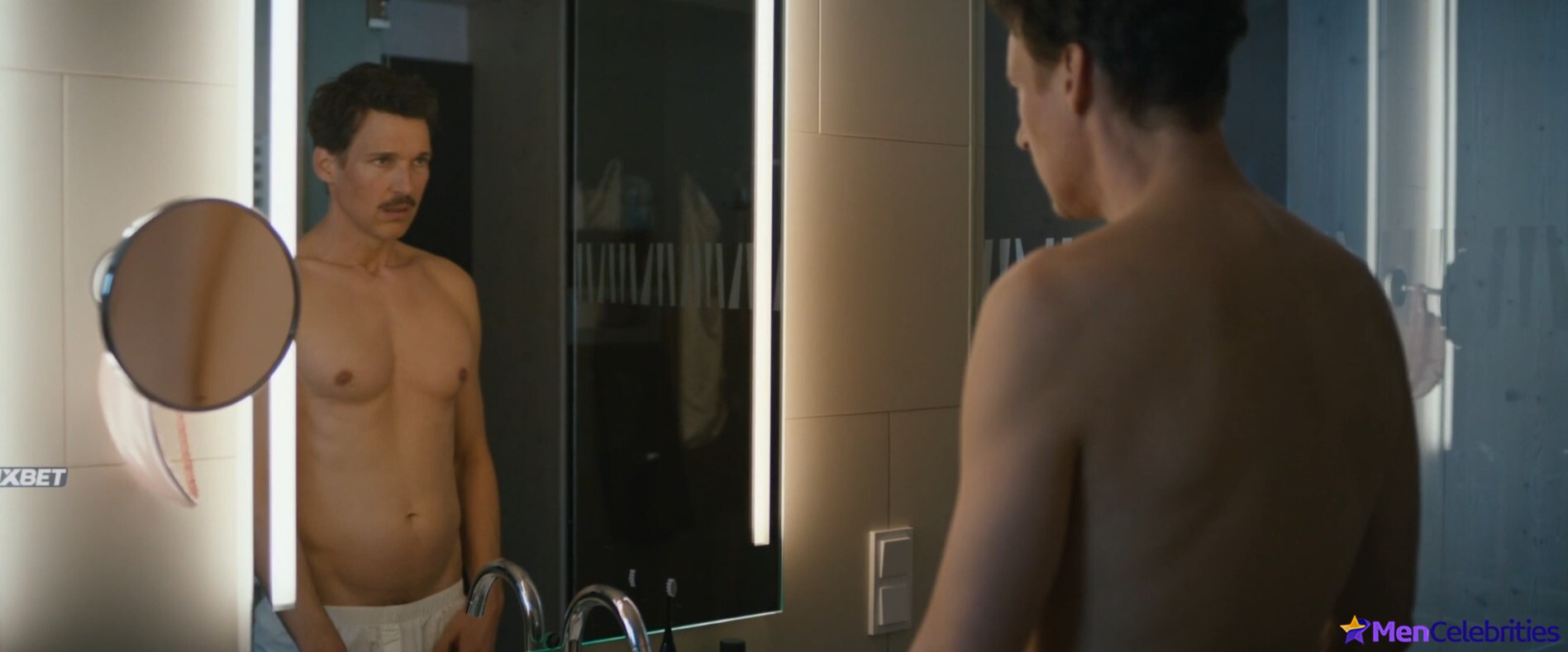 Florian David Fitz shirtless