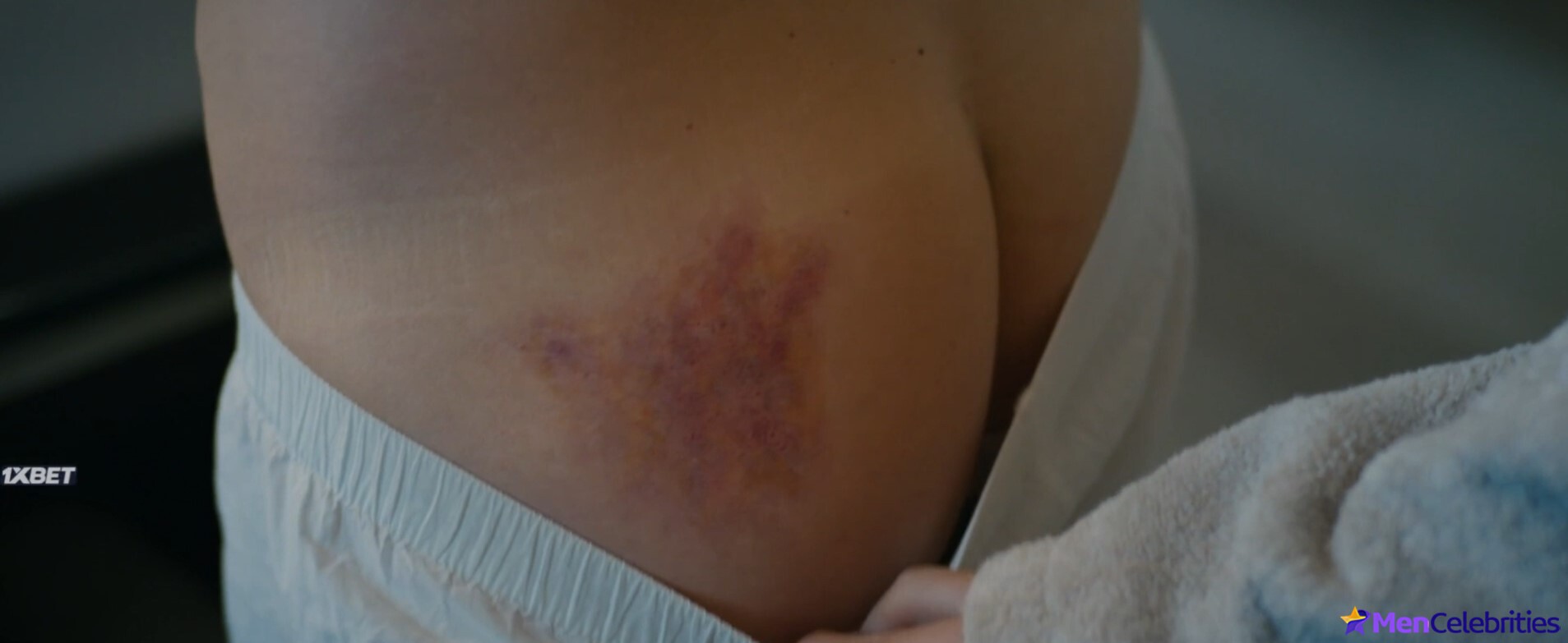 Florian David Fitz bare ass