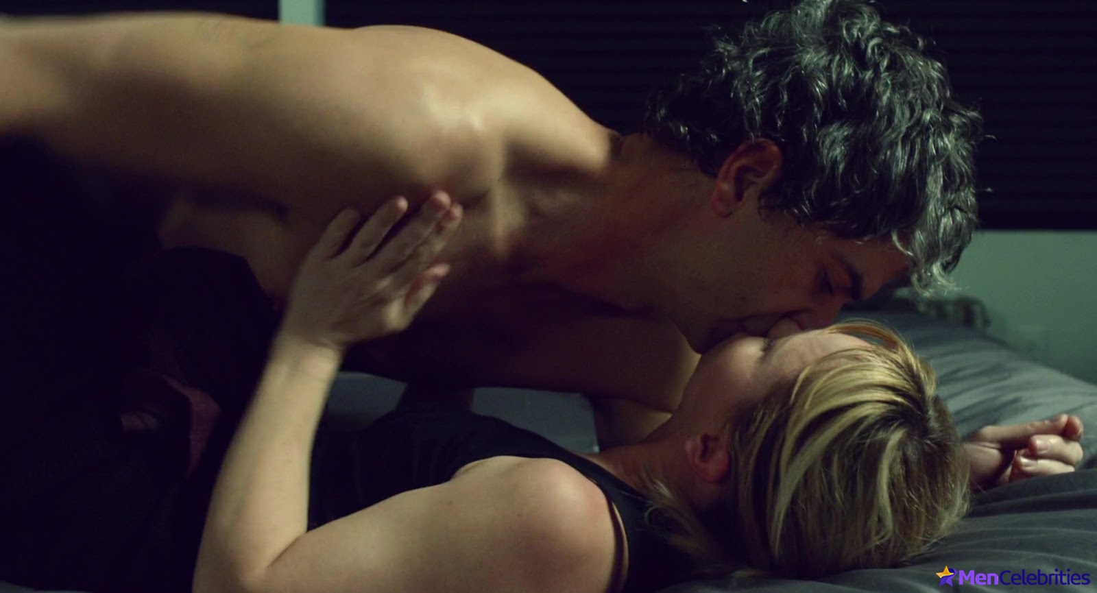 Hamish Linklater in 10 Things We Should Do Before We Break Up