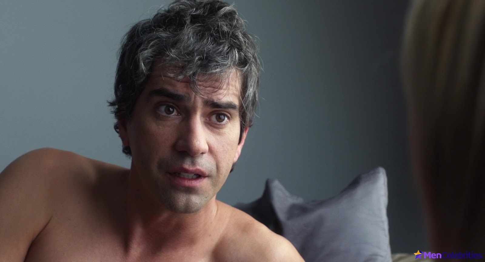 Hamish Linklater in 10 Things We Should Do Before We Break Up