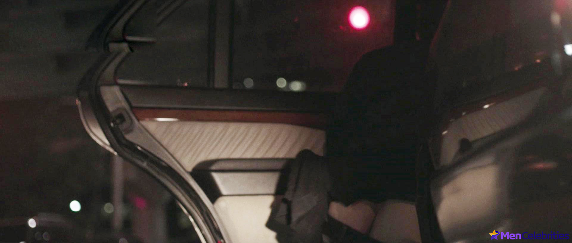 Hamish Linklater nude in Paper Year