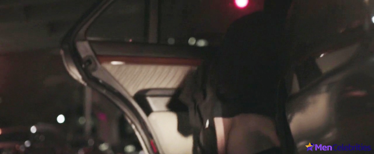 Hamish Linklater nude in Paper Year