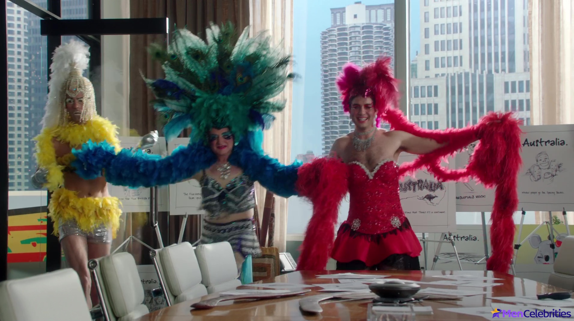 Hamish Linklater in The Crazy Ones