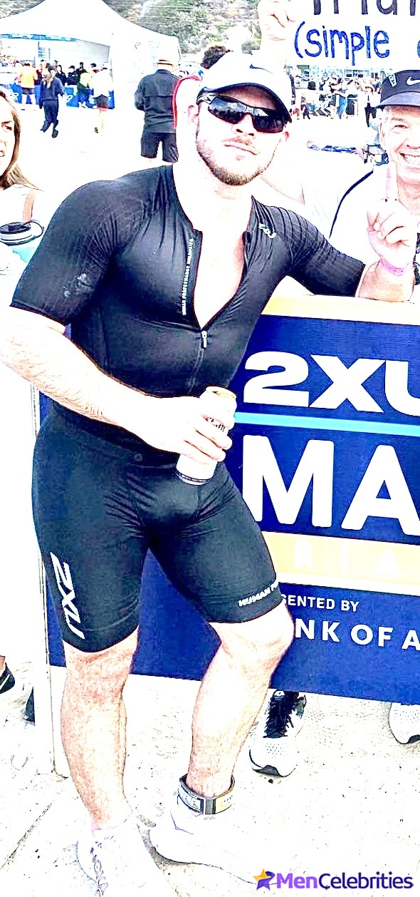 Jimmy Tatro dick bulge