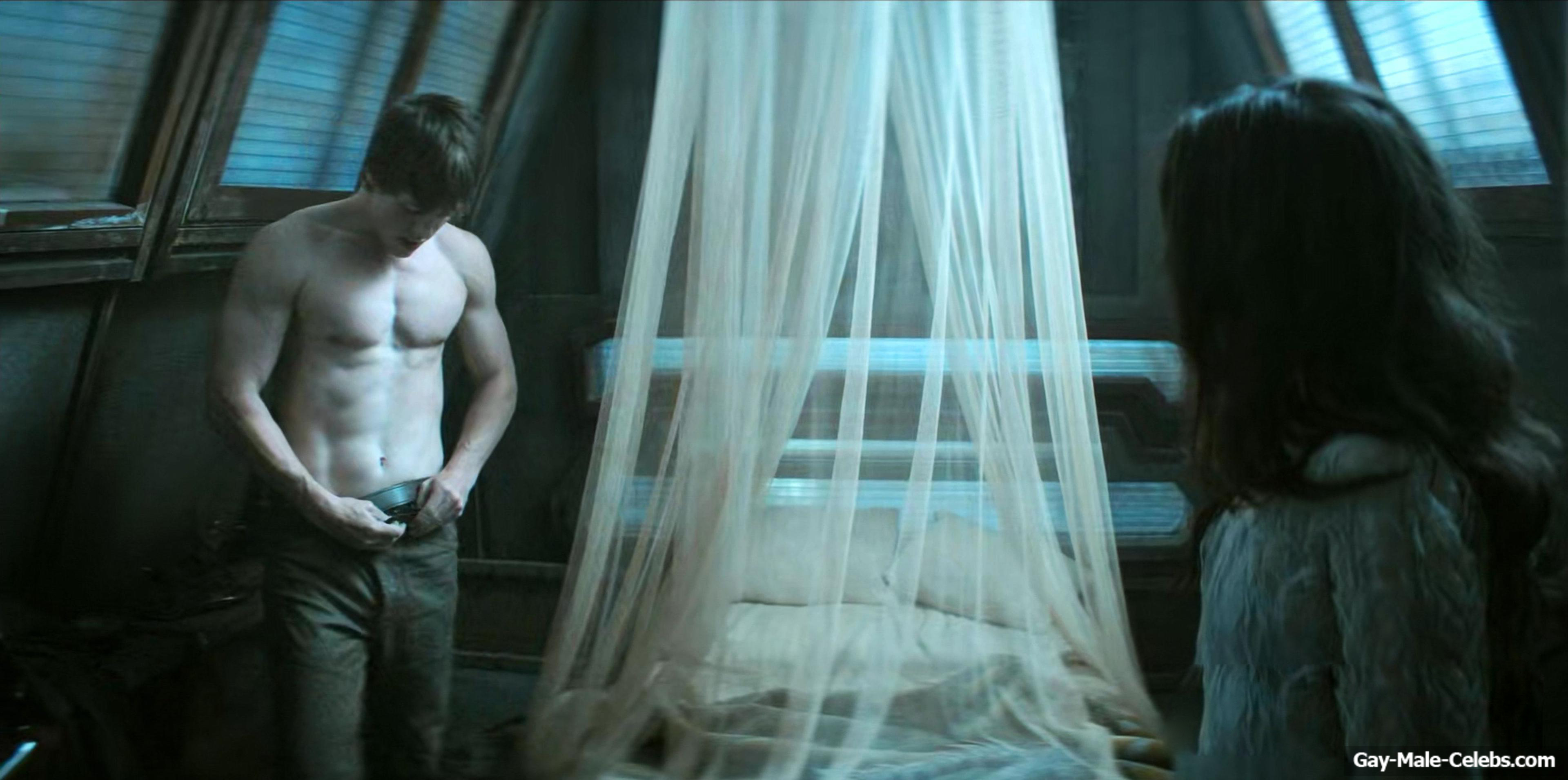 Milo Callaghan bulge