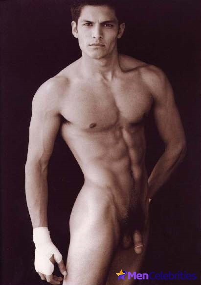 Nicholas Gonzalez uncensored nude penis