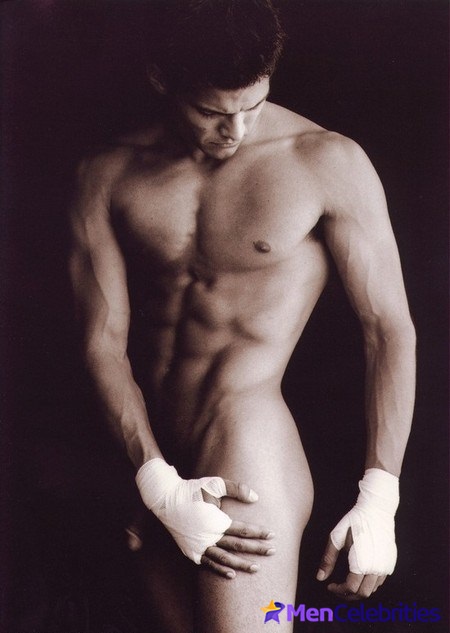 Nicholas Gonzalez frontal nude