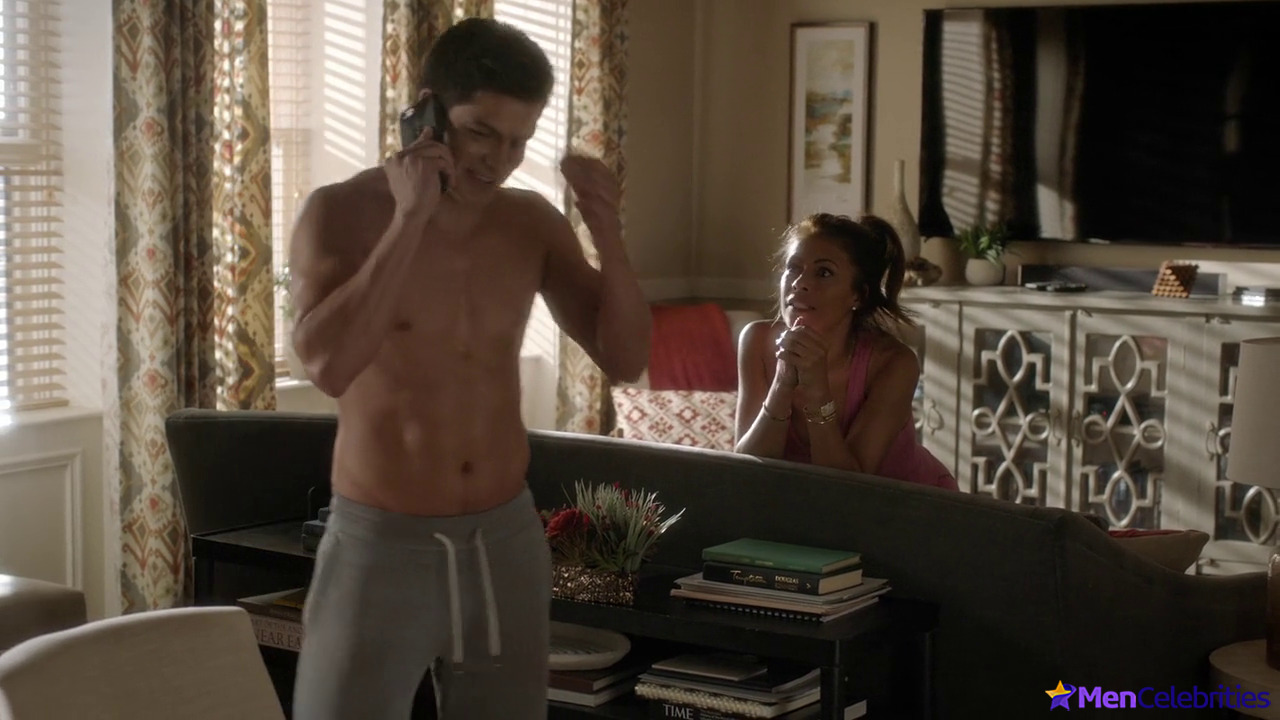 Nicholas Gonzalez bulge