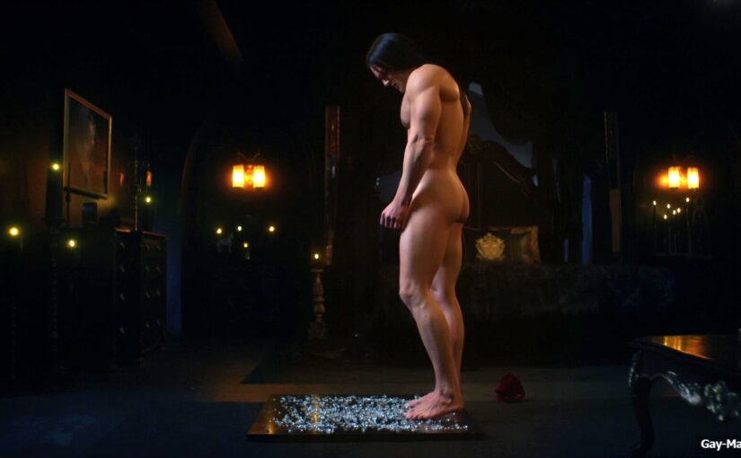 Robert Maaser Shows His Nude Muscle Body In The Black Dagger Brotherhood