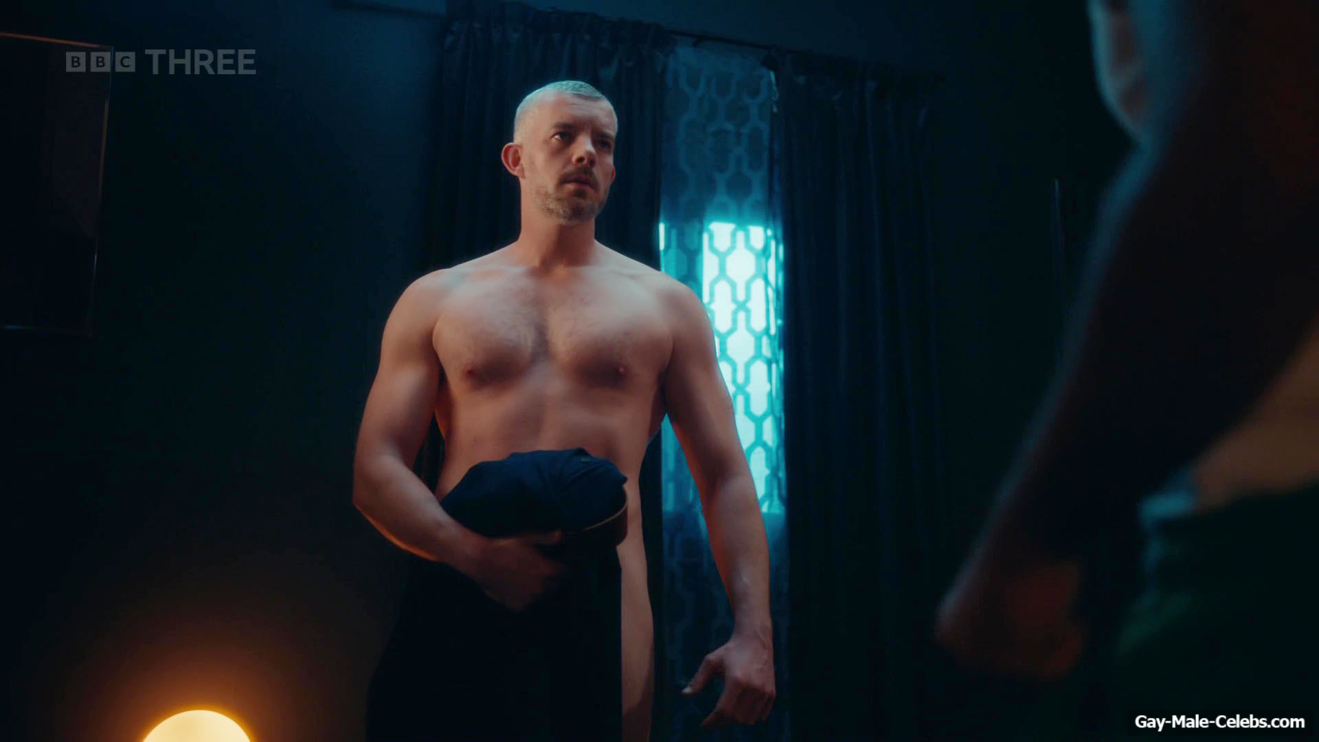 Russell Tovey get naked