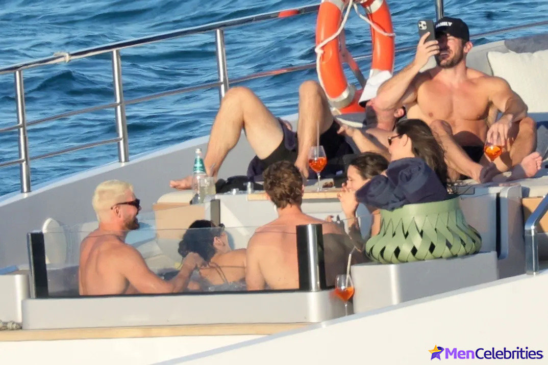 nude male celebrities