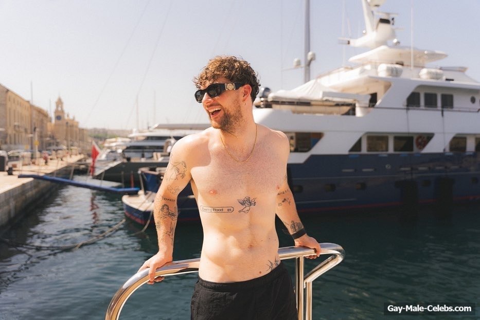 Tom Grennan exposed
