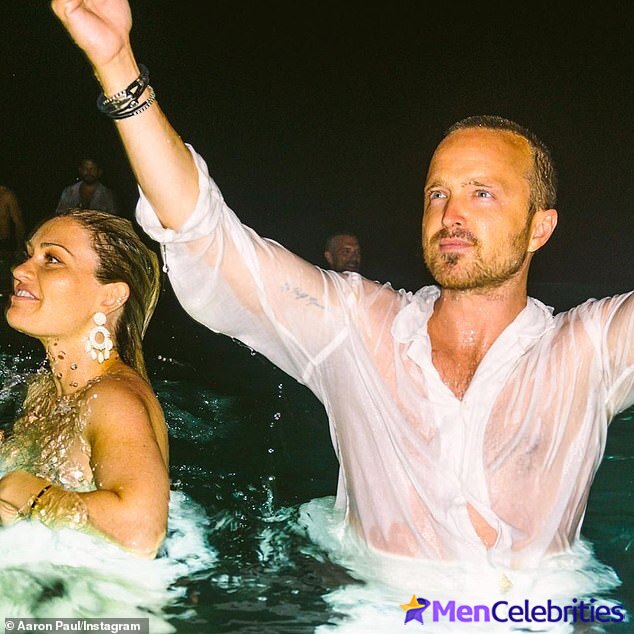 Aaron Paul shirtless pics