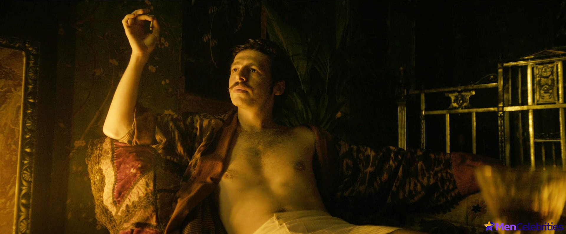 Anthony Boyle frontal nude and nsfw pics