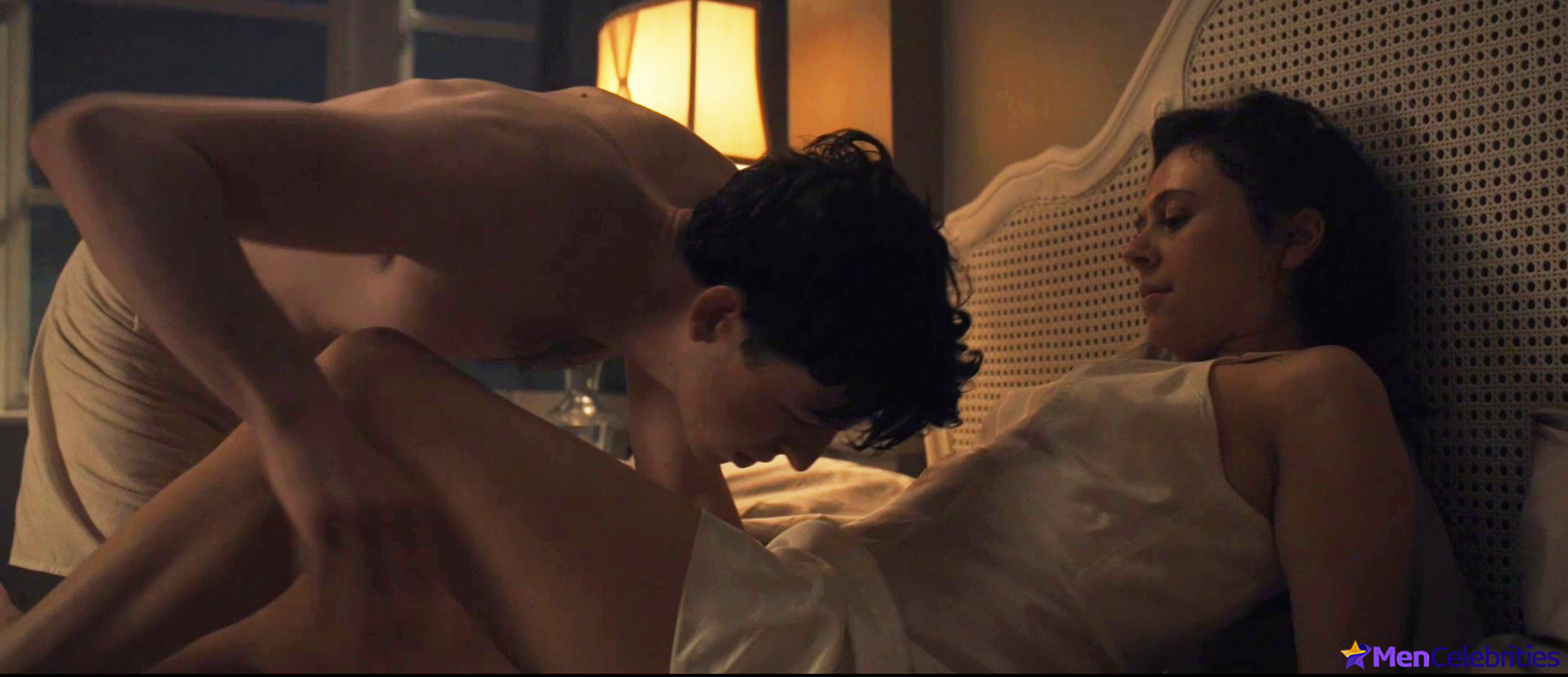 Anthony Boyle frontal nude and nsfw pics