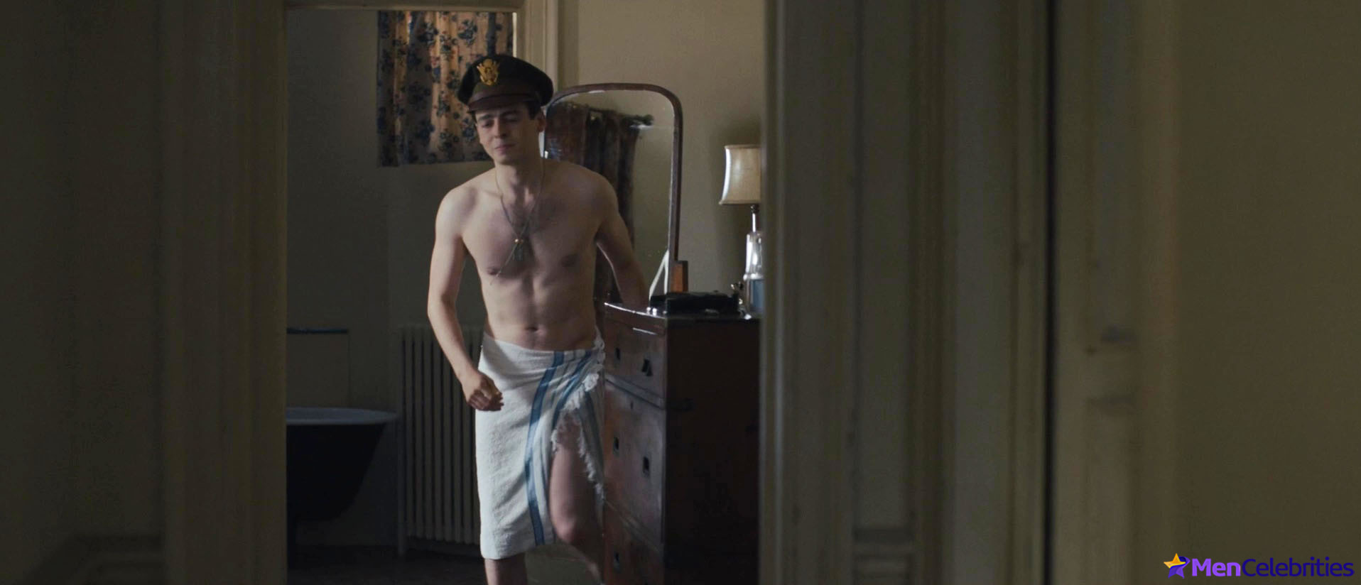 Anthony Boyle frontal nude and nsfw pics