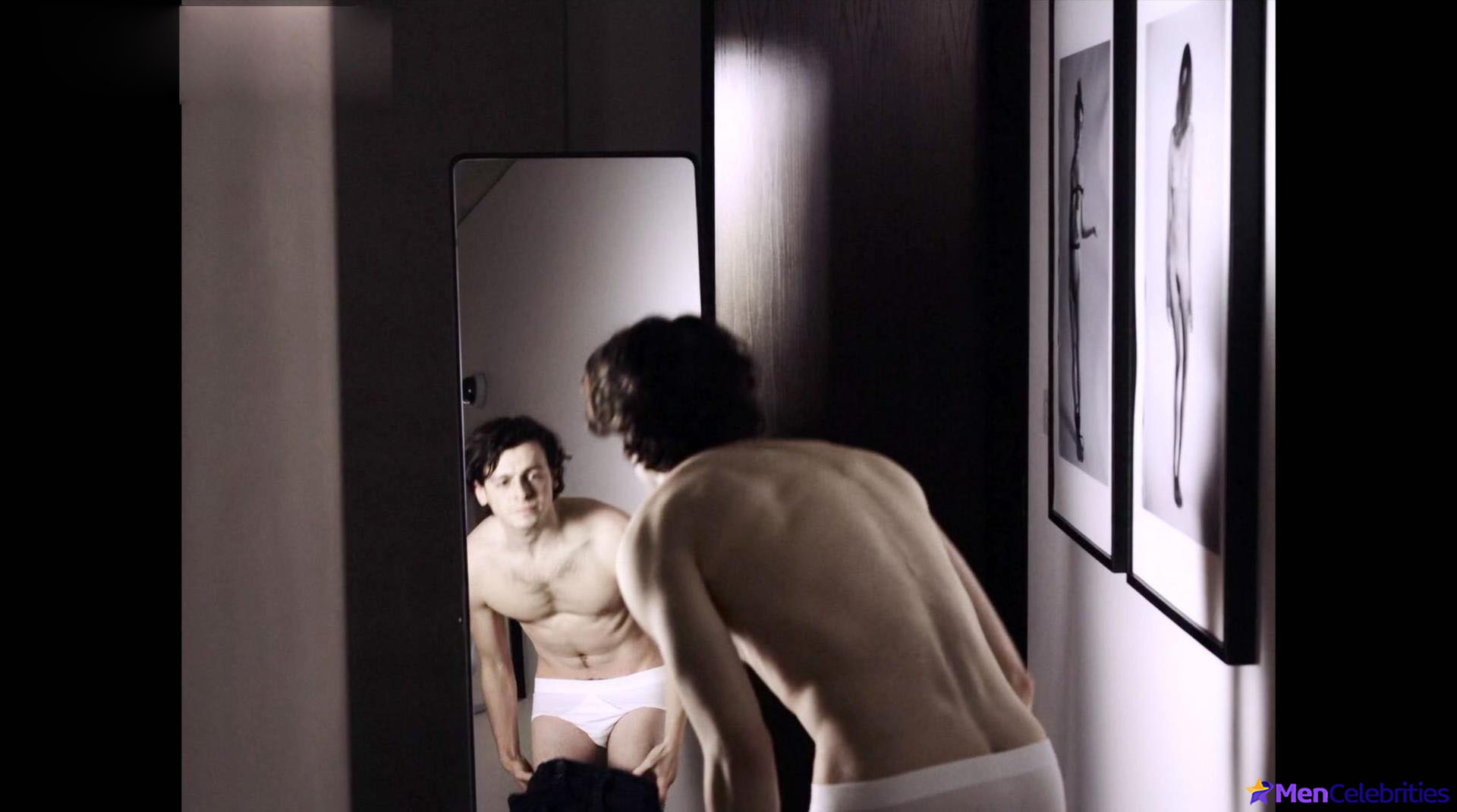 Anthony Boyle frontal nude and nsfw pics