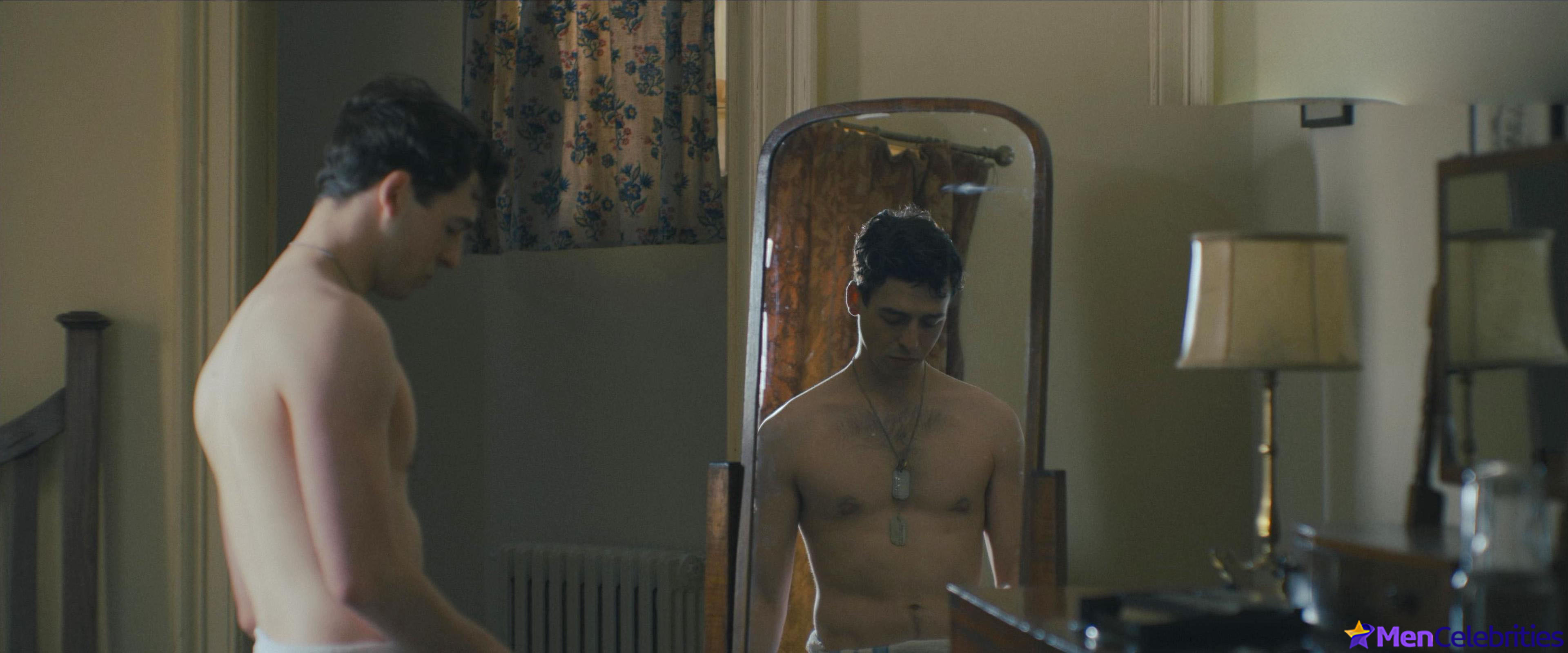 Anthony Boyle frontal nude and nsfw pics