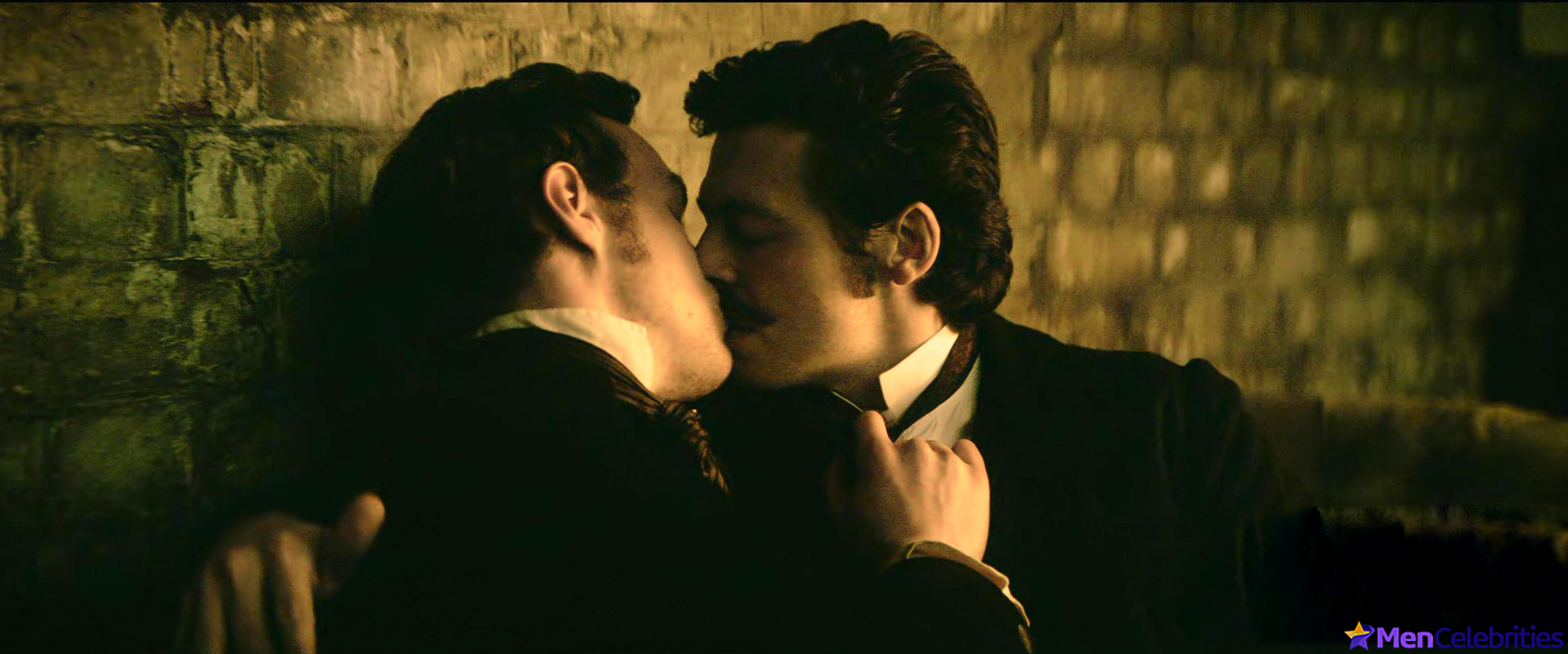 Anthony Boyle frontal nude and nsfw pics